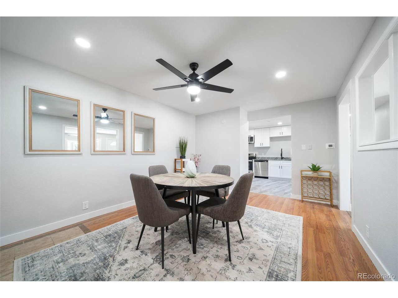 2141 Carrol Ct