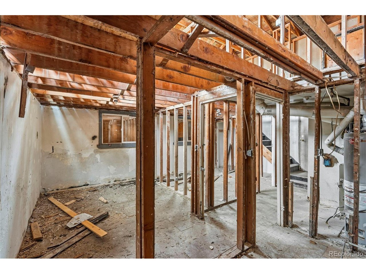 274-276 S Quitman St