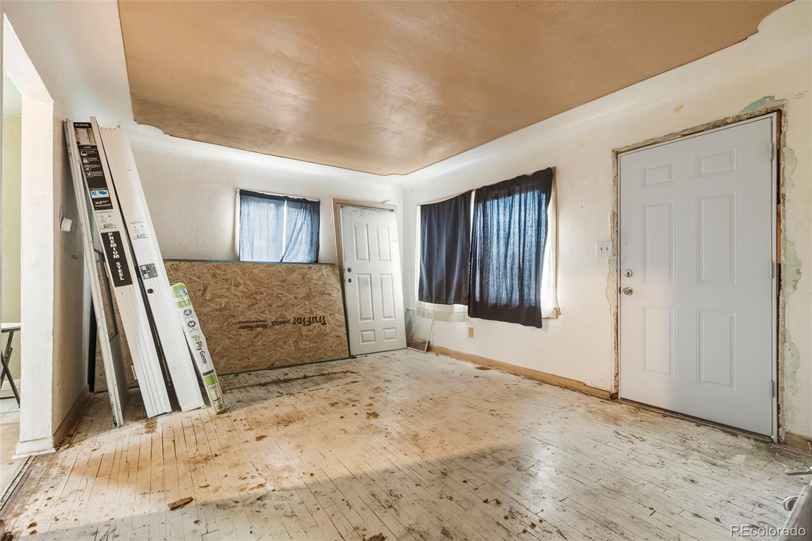 274-276 S Quitman Street