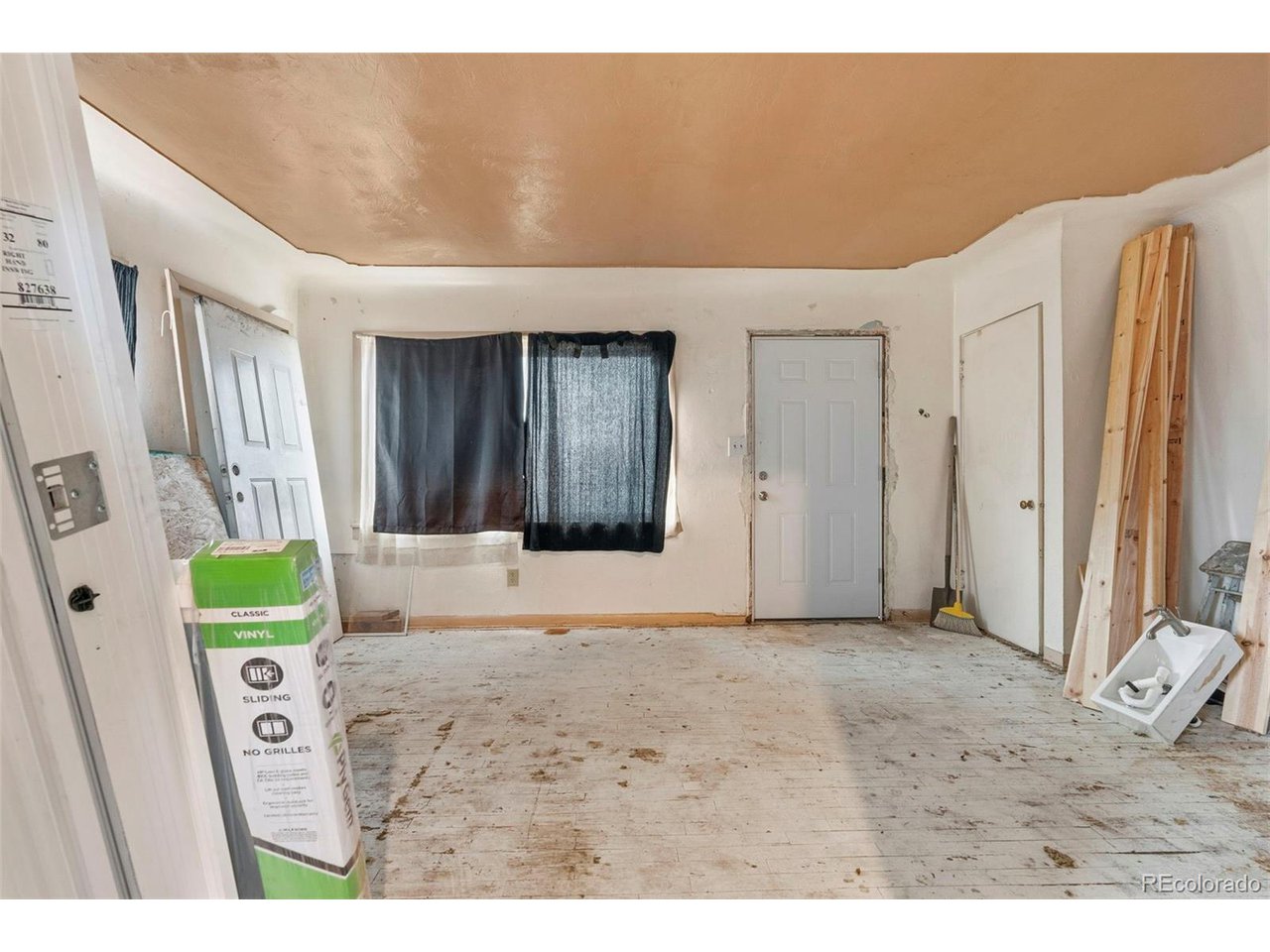 274-276 S Quitman St