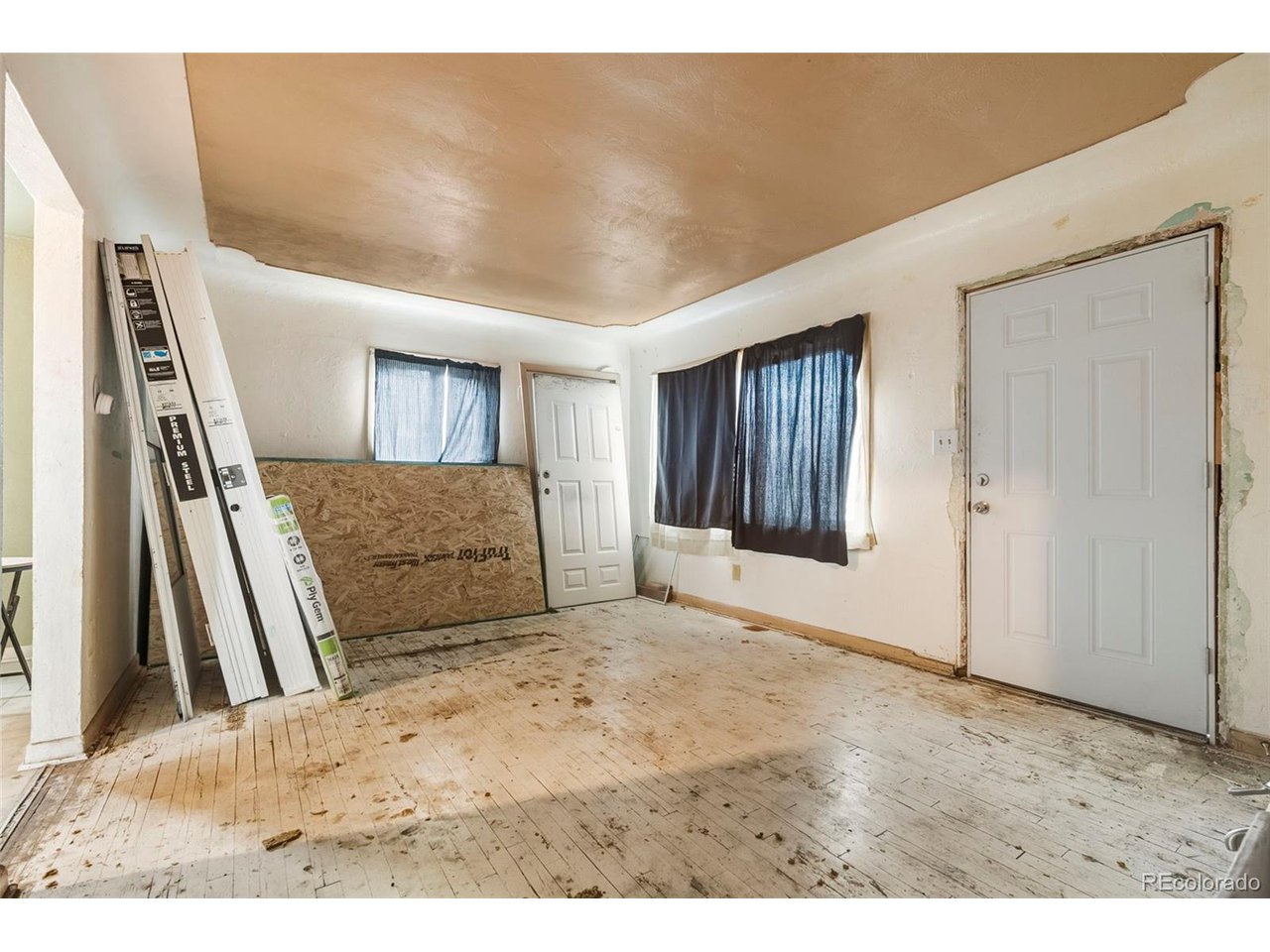 274-276 S Quitman St