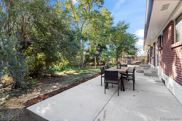 1382 S Lamar Street