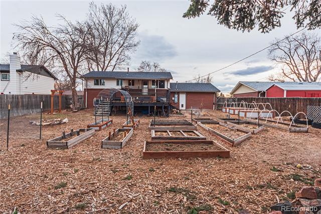 889 Douglas Drive