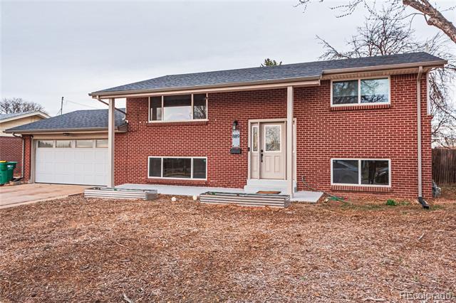 889 Douglas Drive