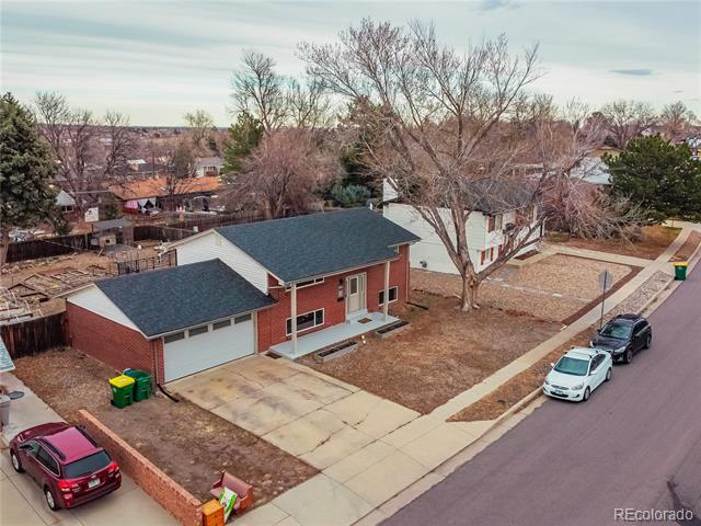 889 Douglas Drive