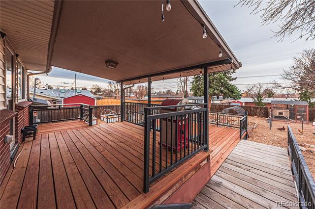 889 Douglas Drive