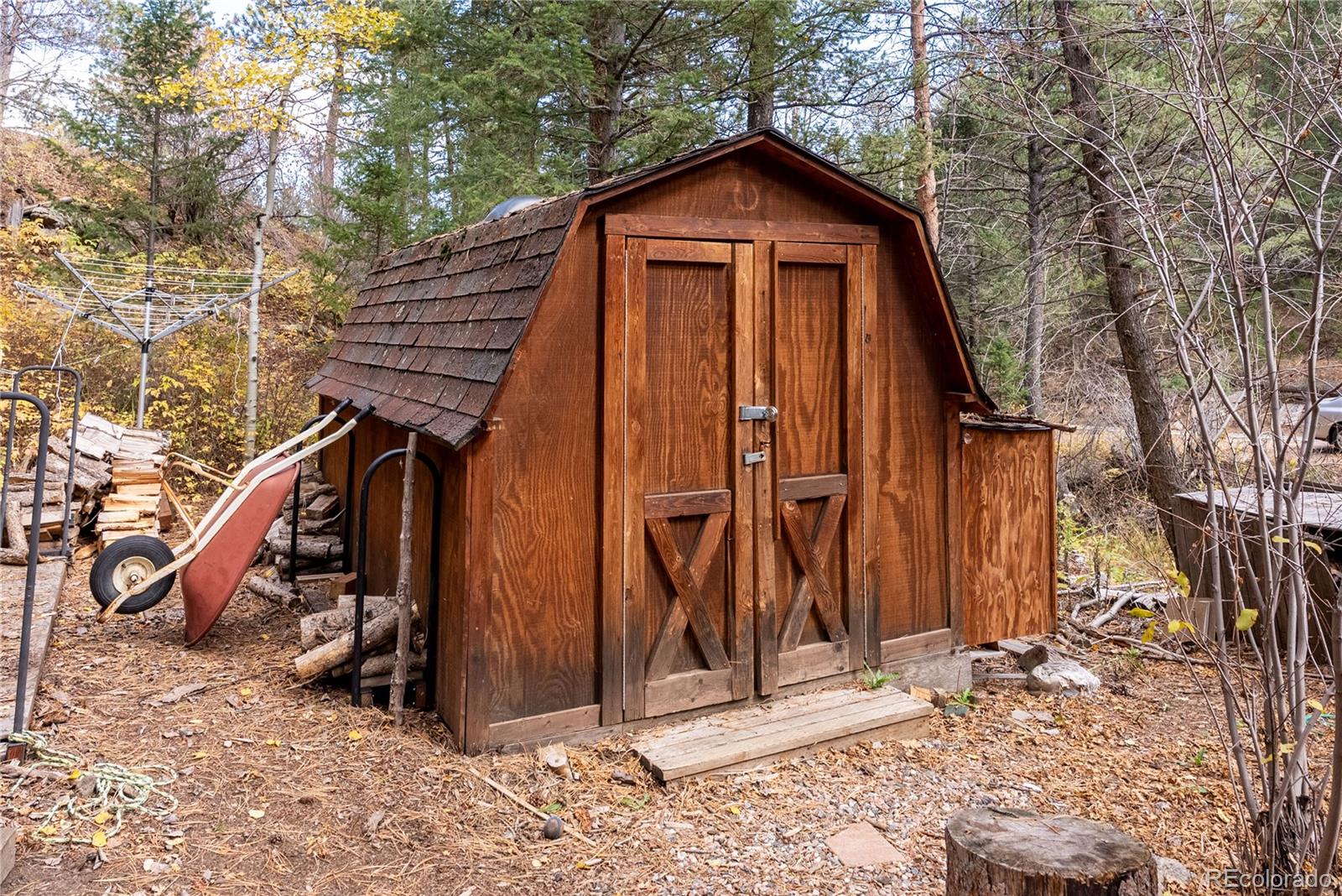 10853 Twin Spruce Road