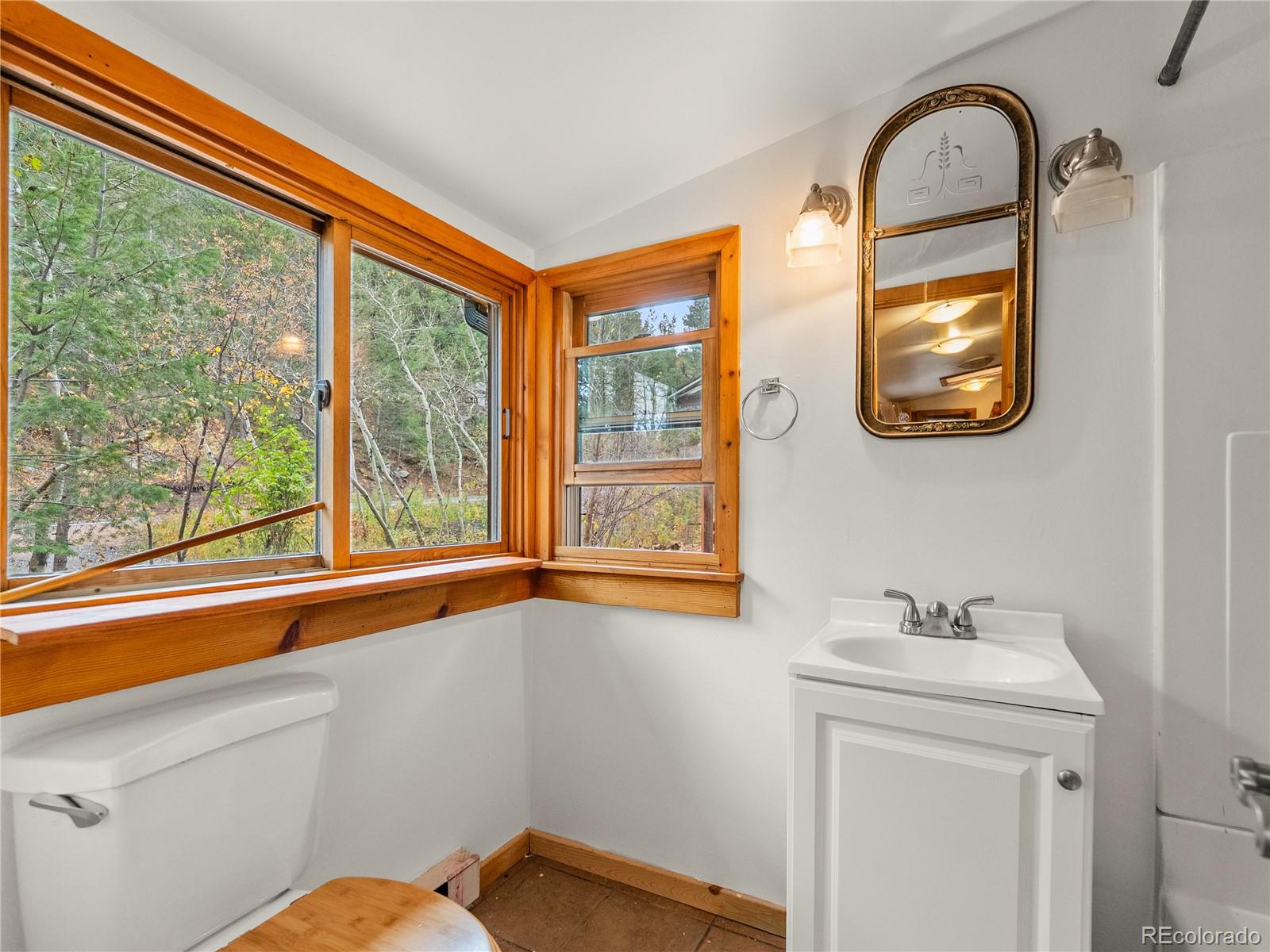 10853 Twin Spruce Road