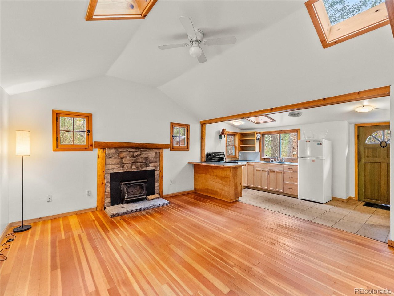 10853 Twin Spruce Rd