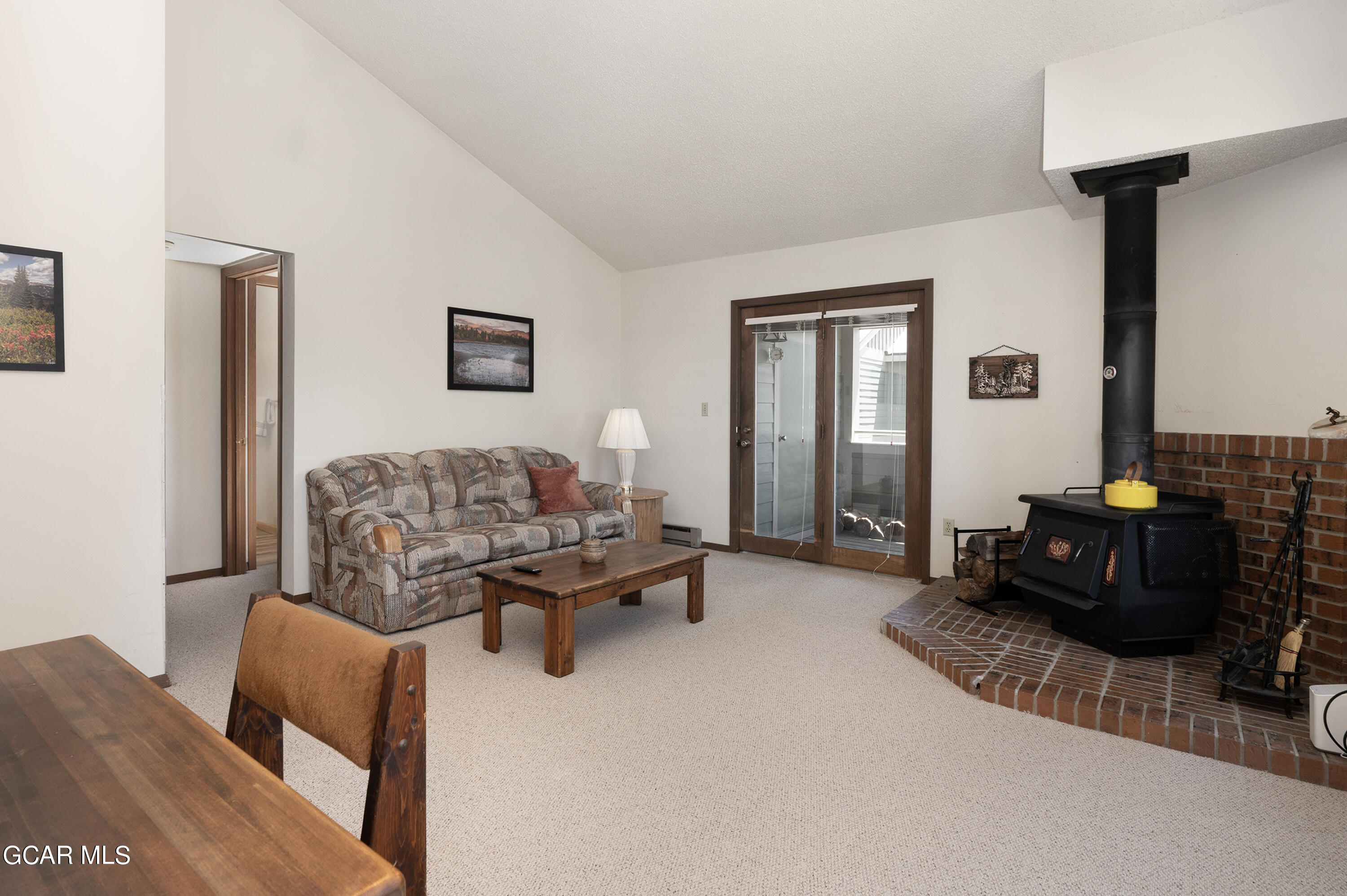 97 DOC SUSIE Avenue C-2