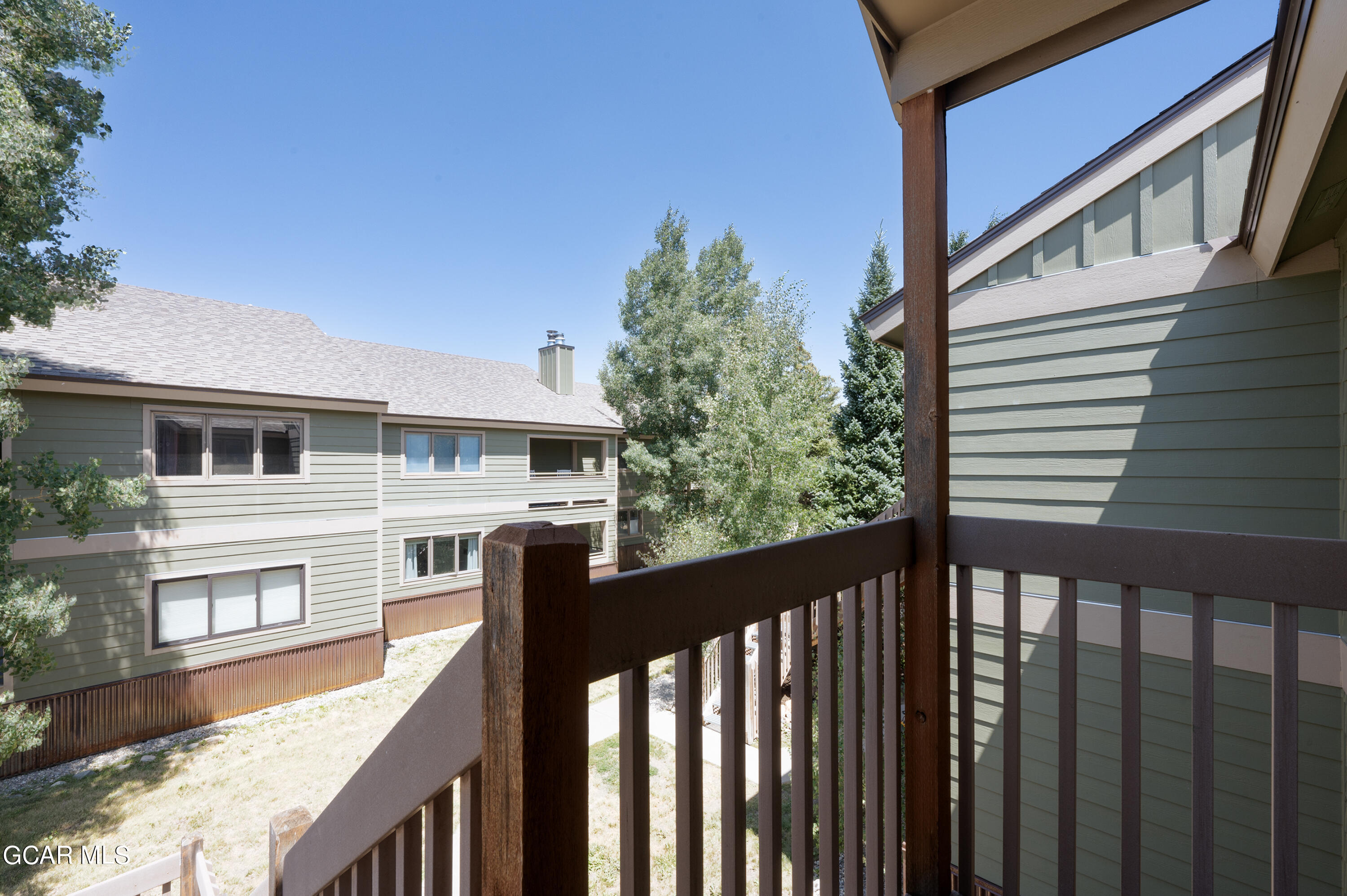 97 DOC SUSIE Avenue C-2