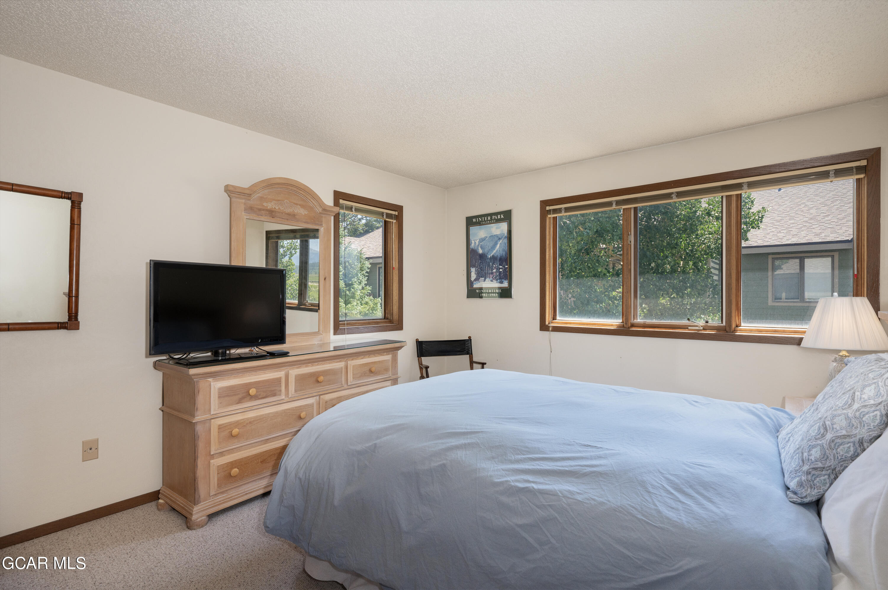 97 DOC SUSIE Avenue C-2