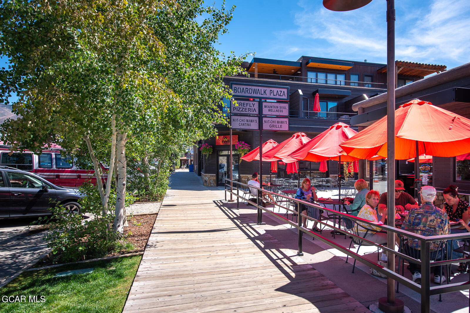 828 GRAND Avenue 203