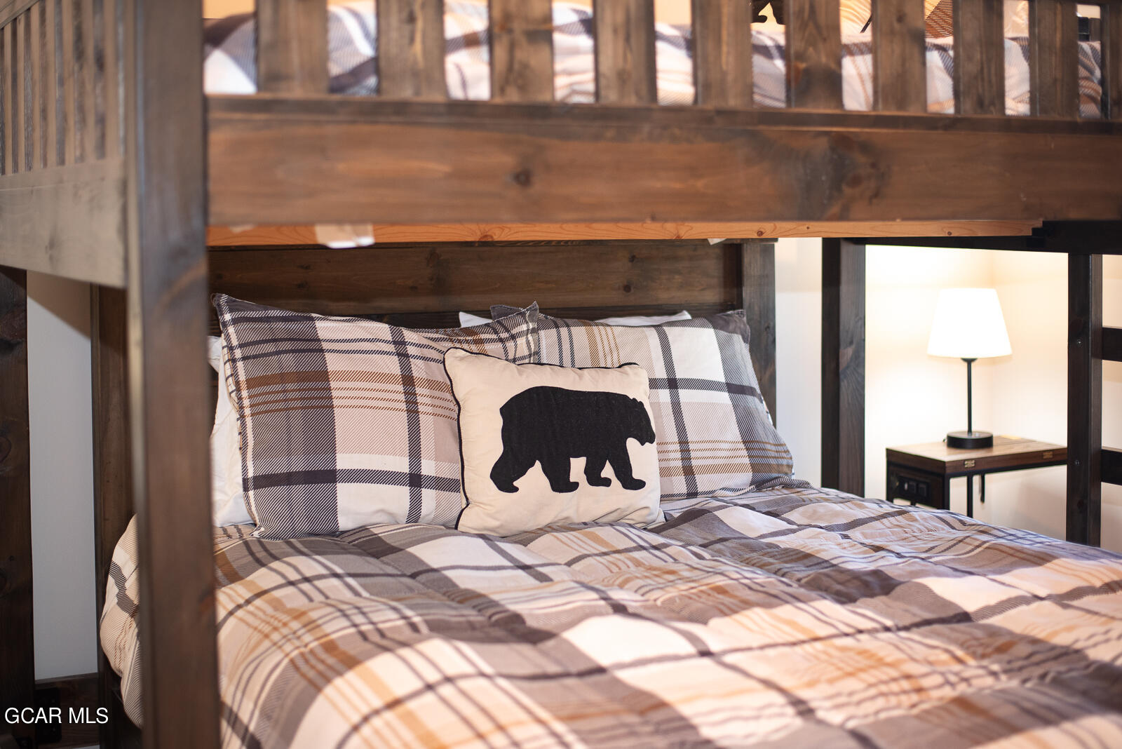 828 GRAND Avenue 203