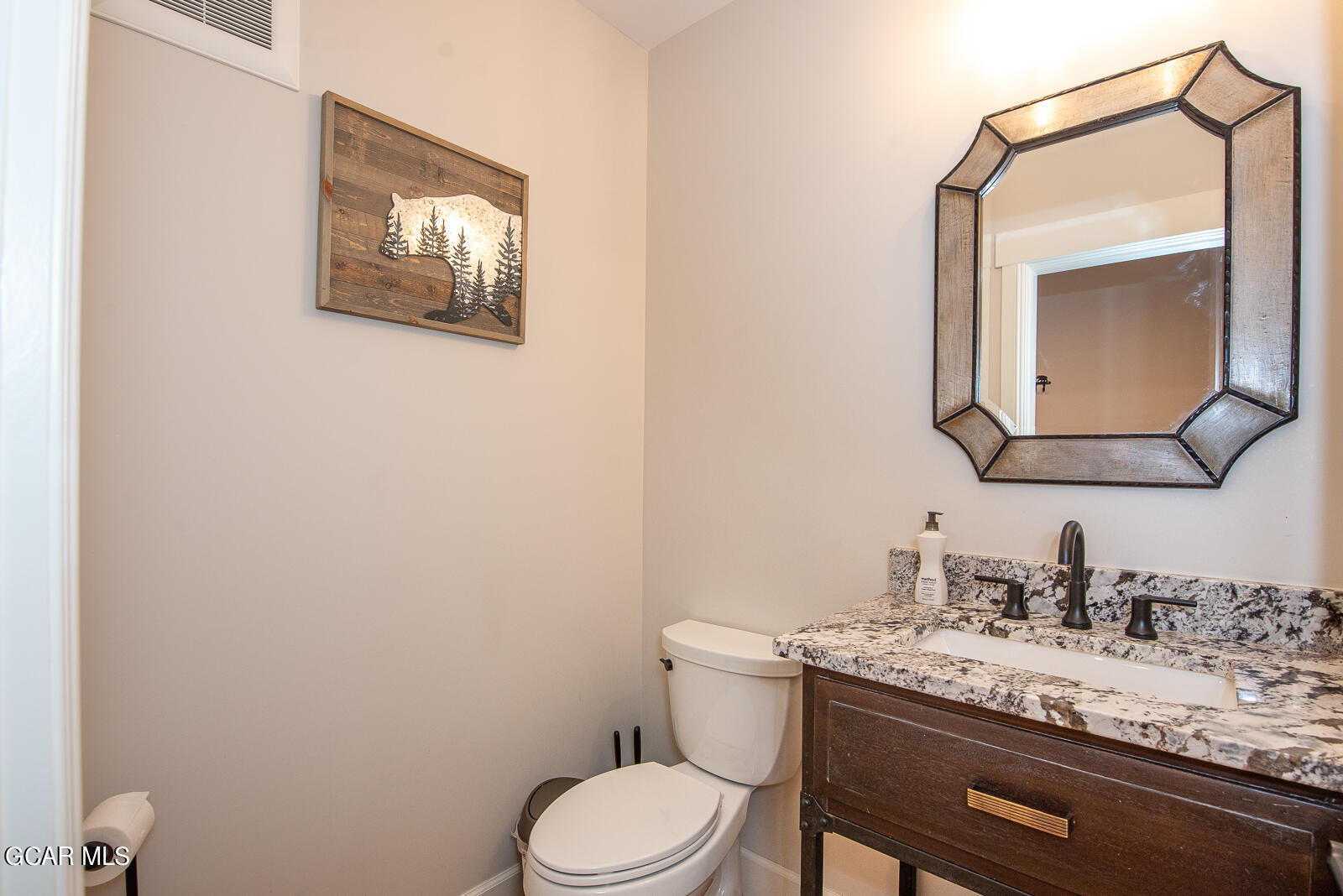 828 GRAND Avenue 203