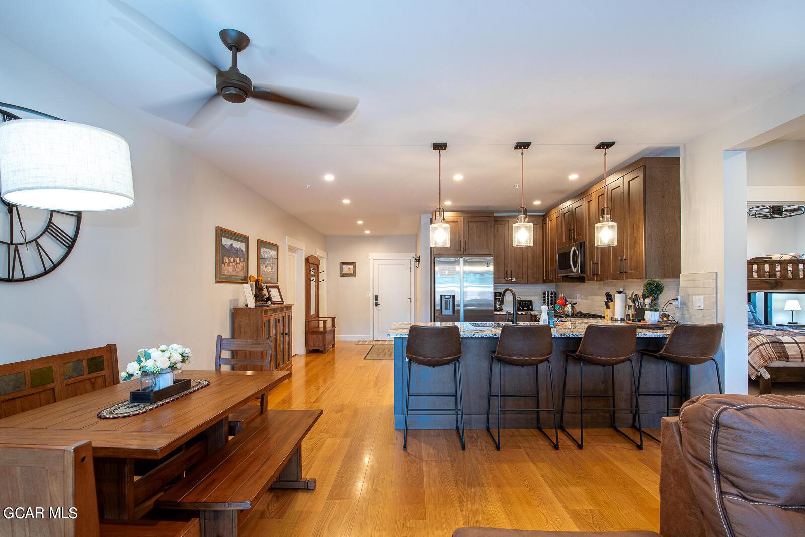 828 GRAND Avenue 203