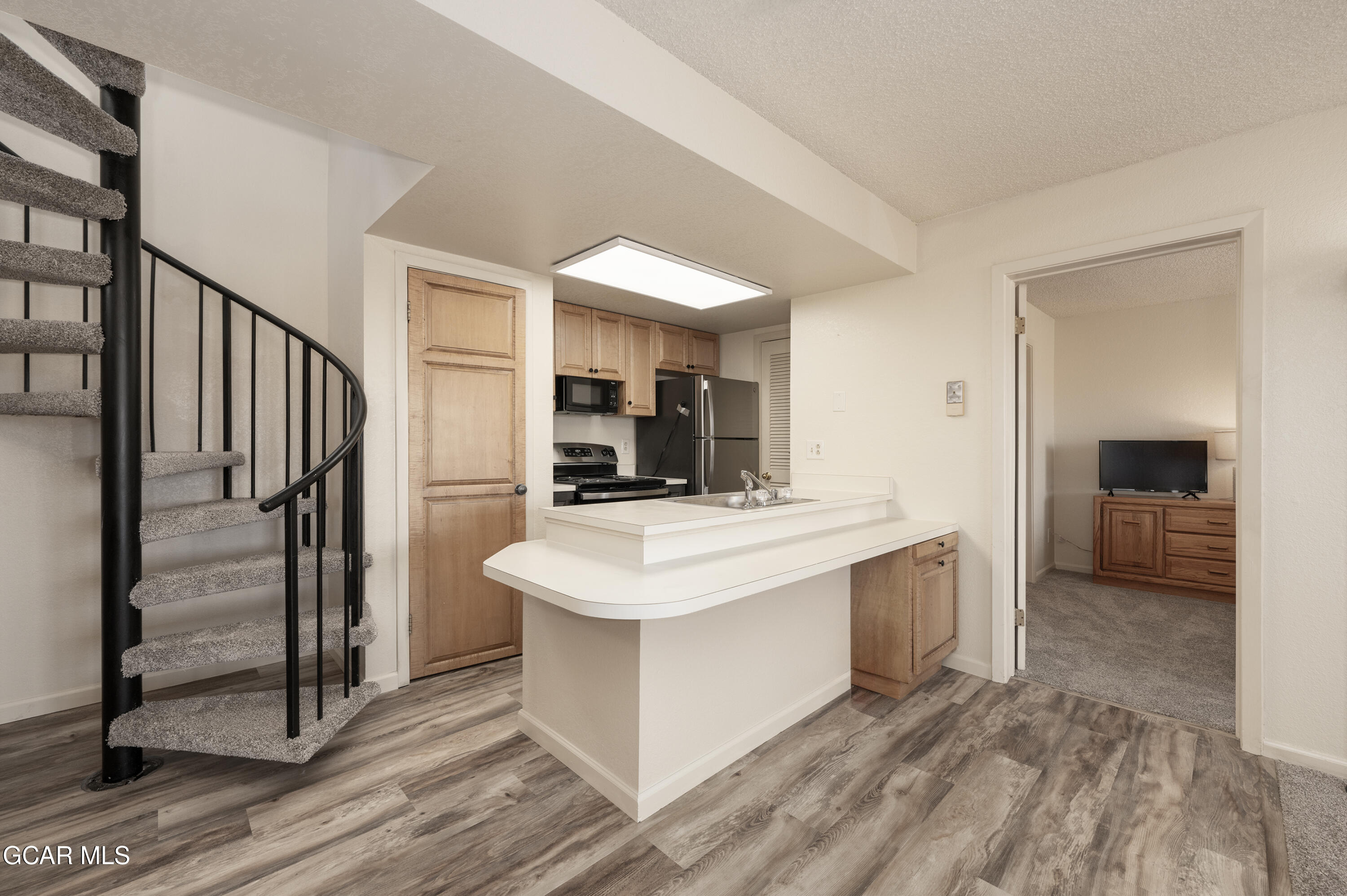 247 Lake Drive 3305