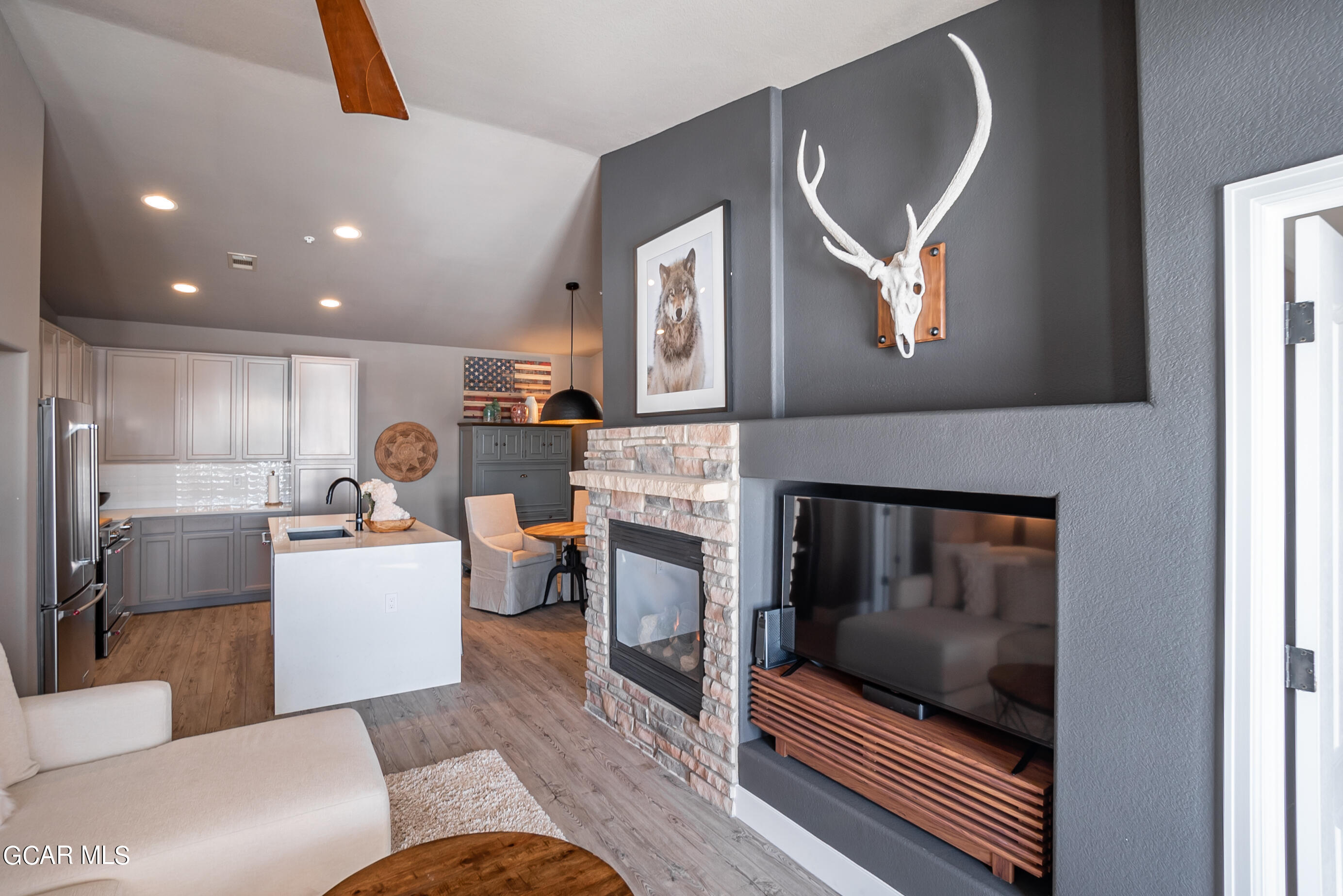 154 VILLAGE Road C303