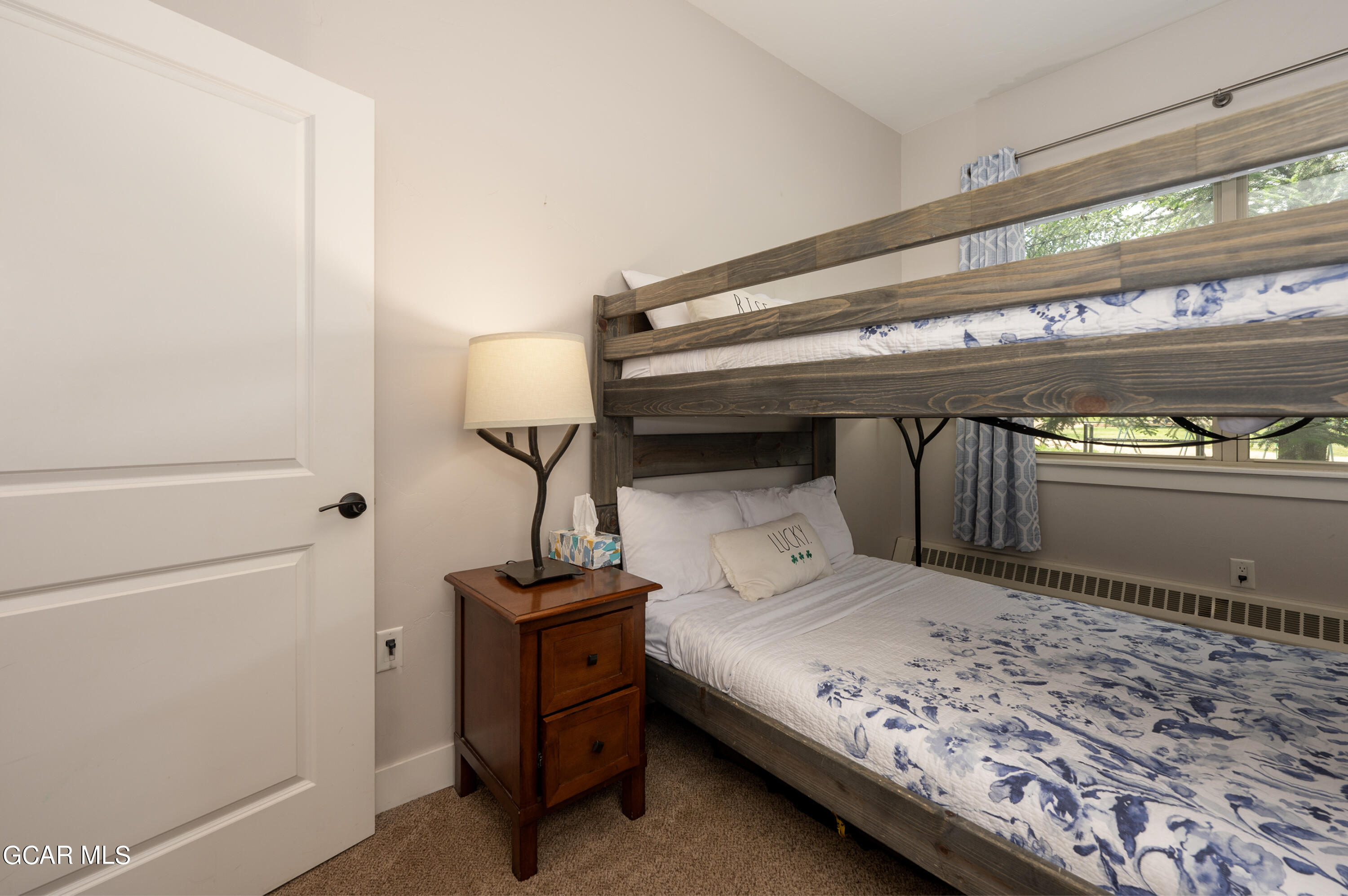 300 BASE CAMP Circle 109