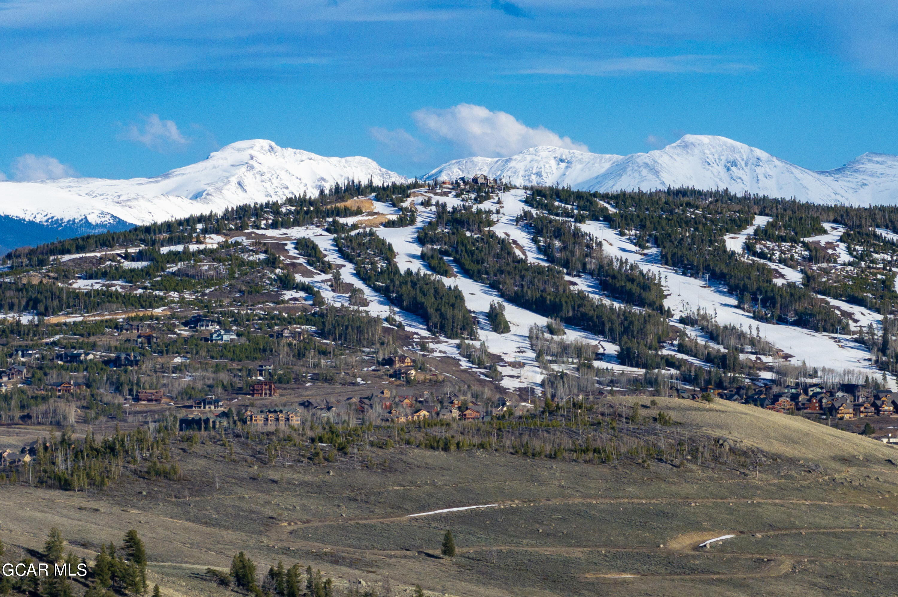 300 BASE CAMP Circle 109