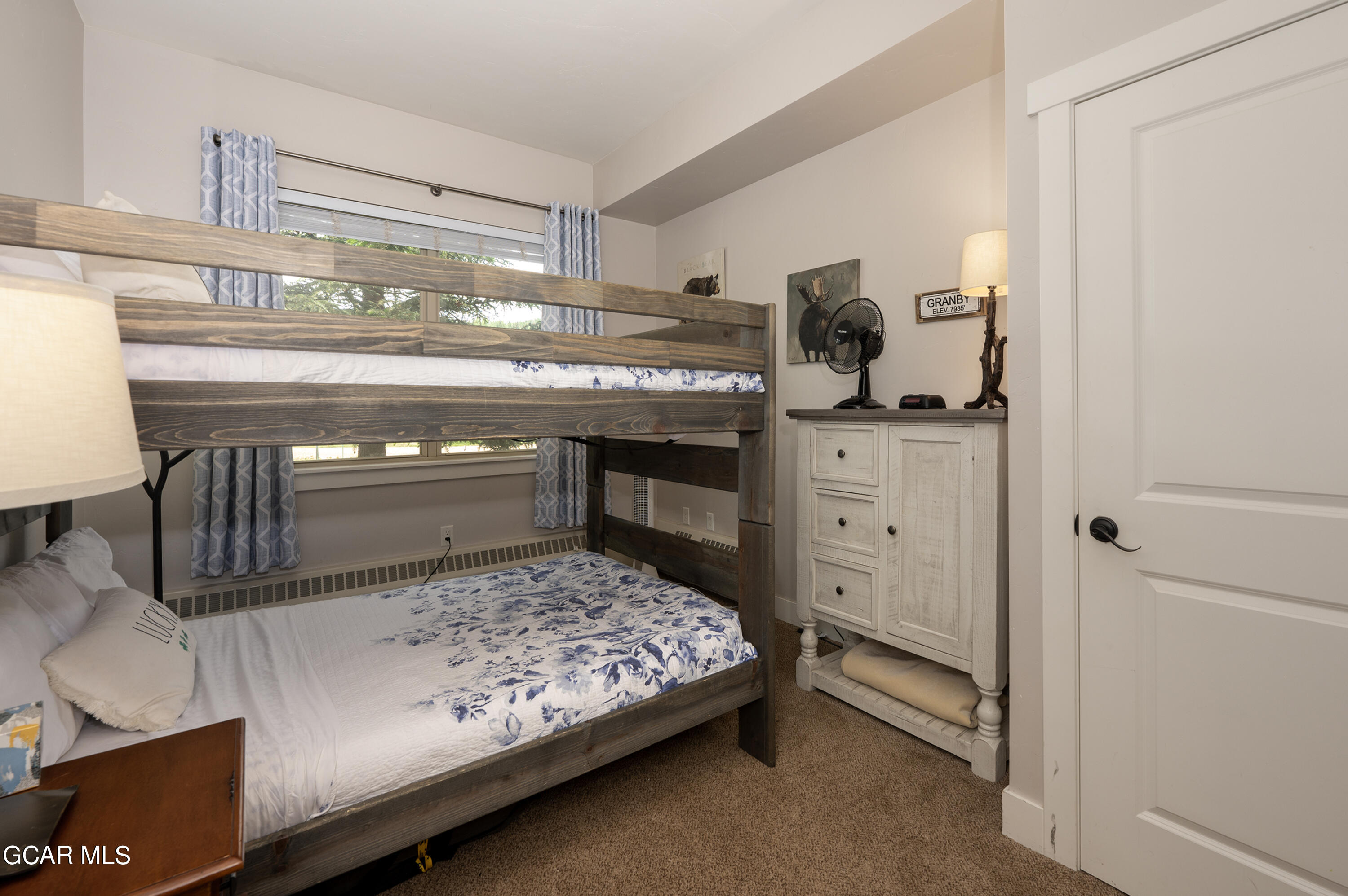 300 BASE CAMP Circle 109