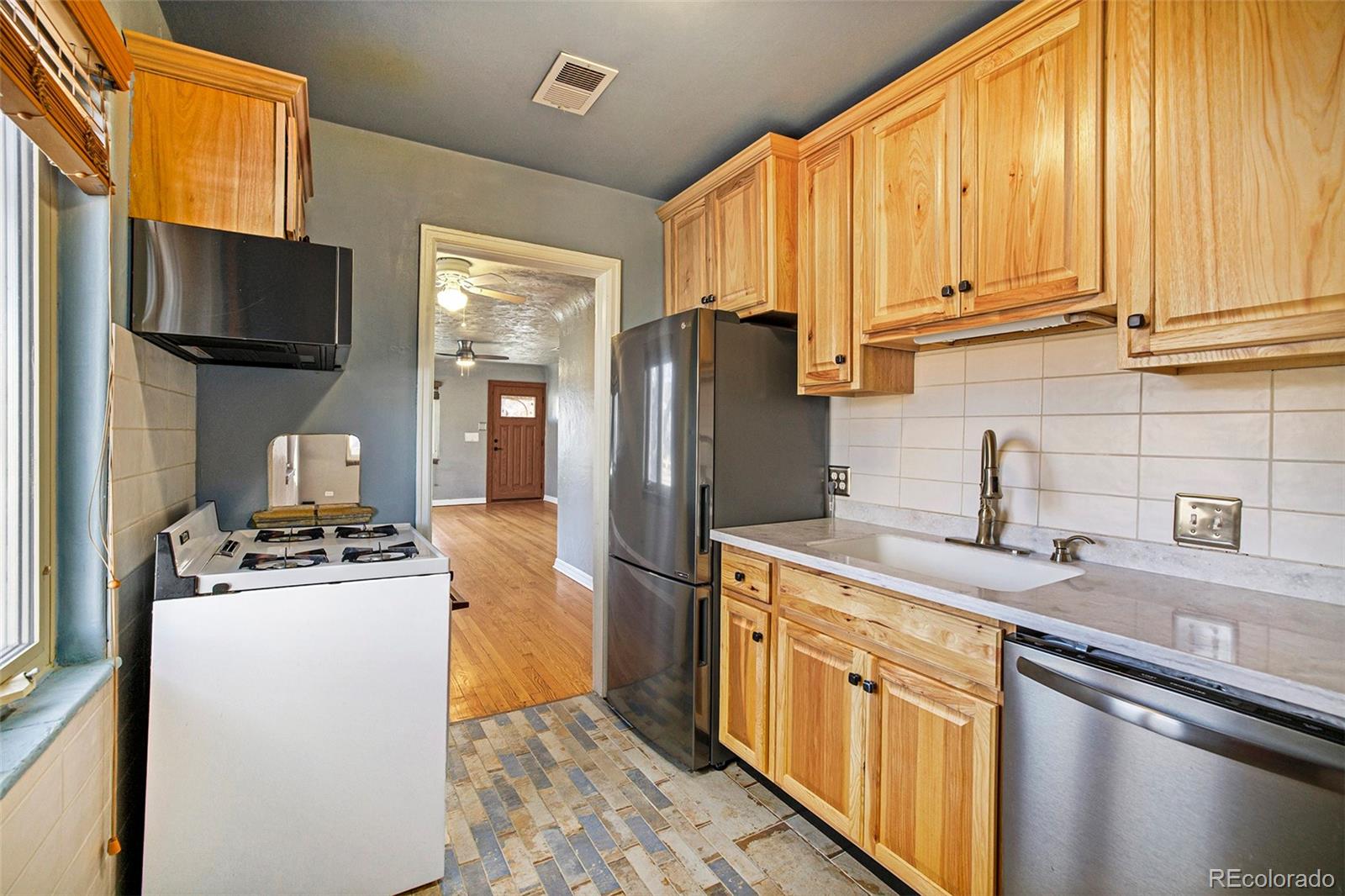 1595 Harrison Street Unit: 5