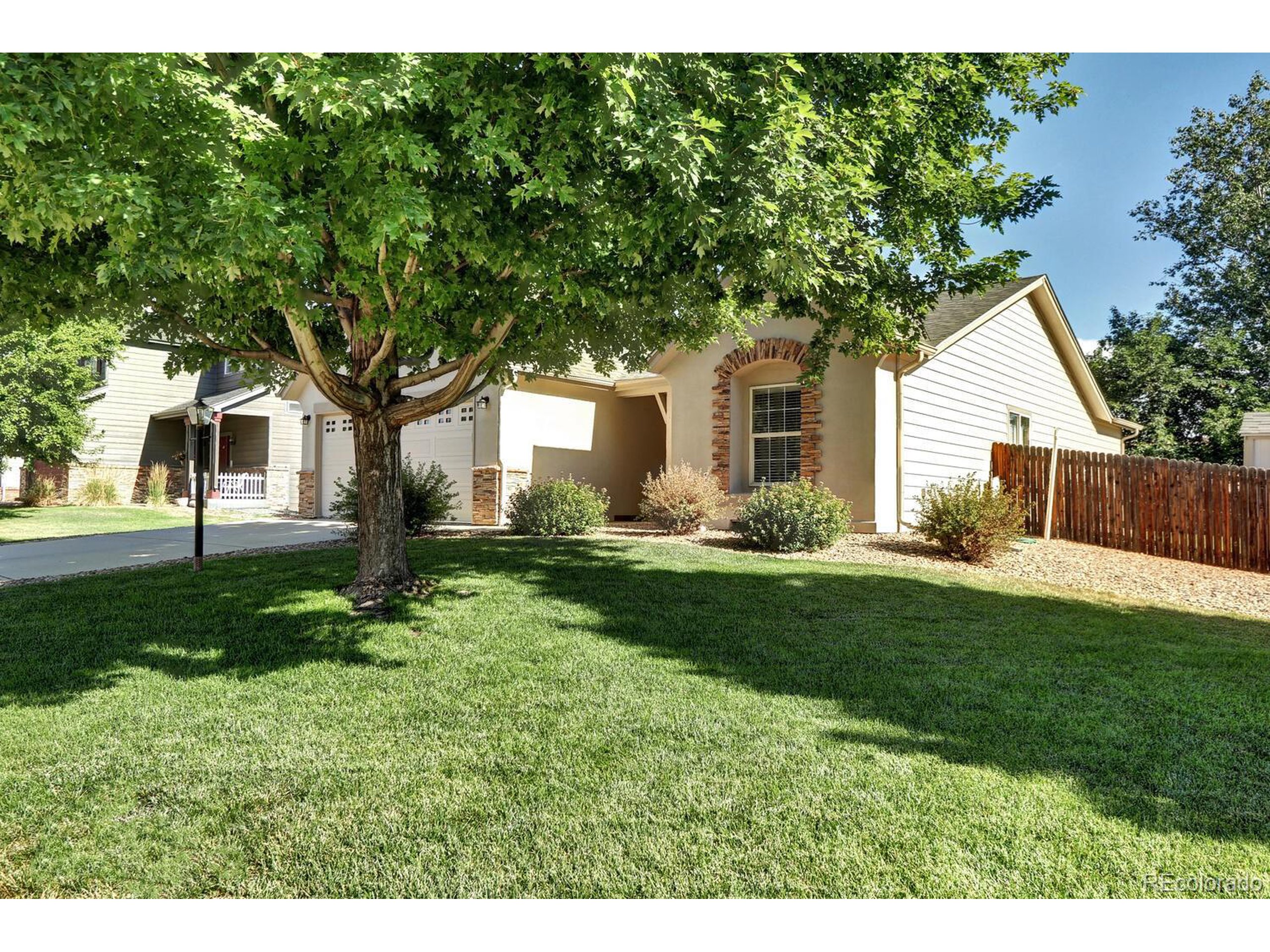 6359 Valley Vista Ave