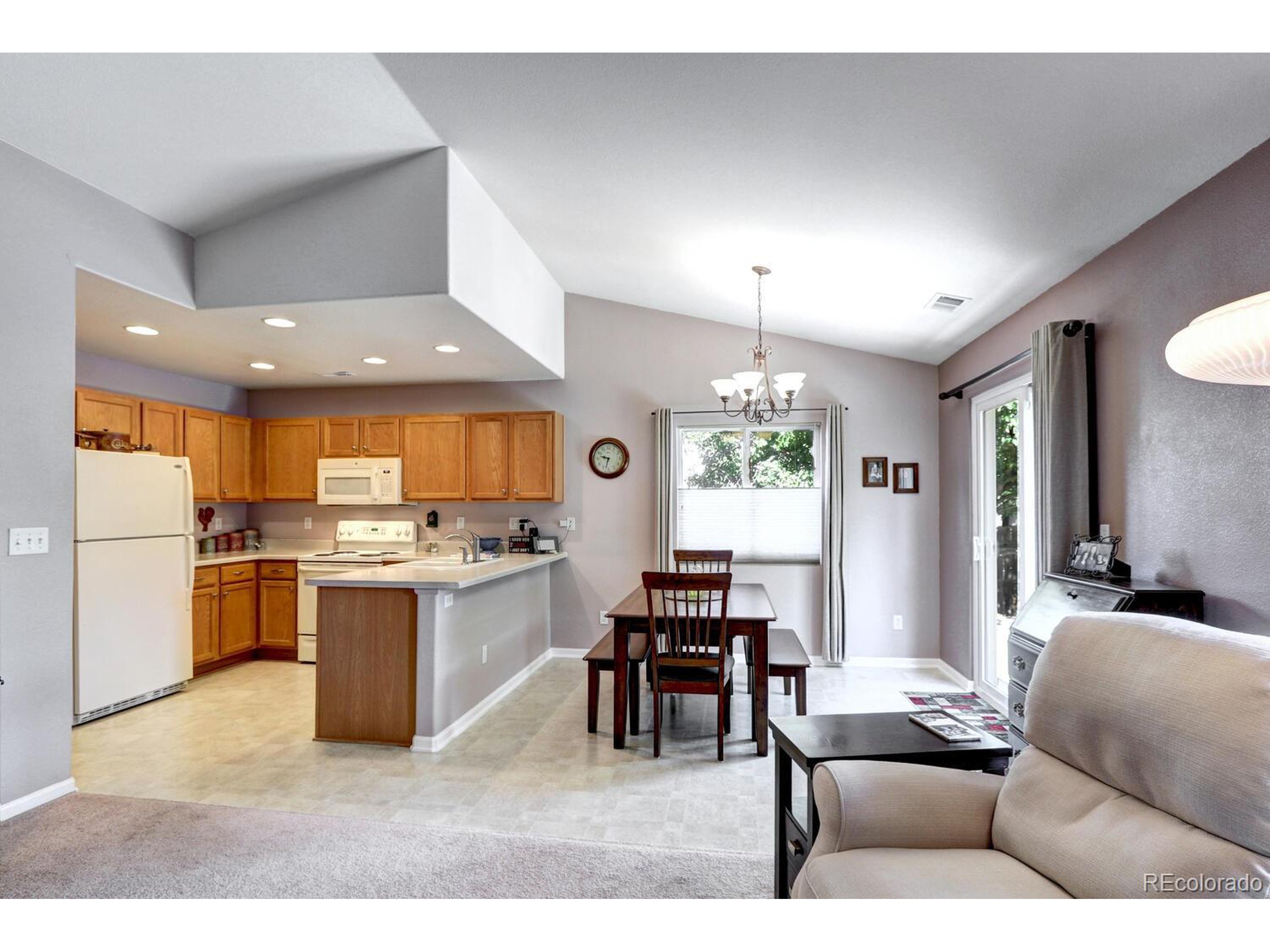 6359 Valley Vista Ave