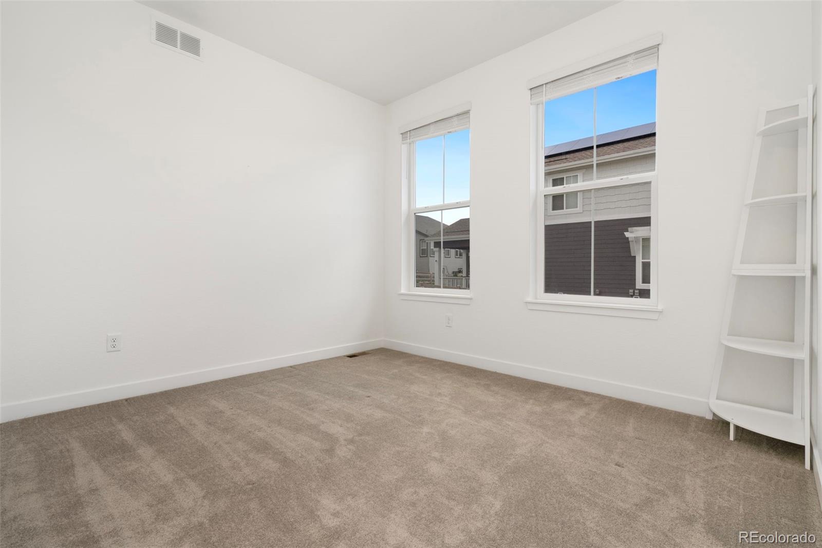 8187 Mount Kataka Street