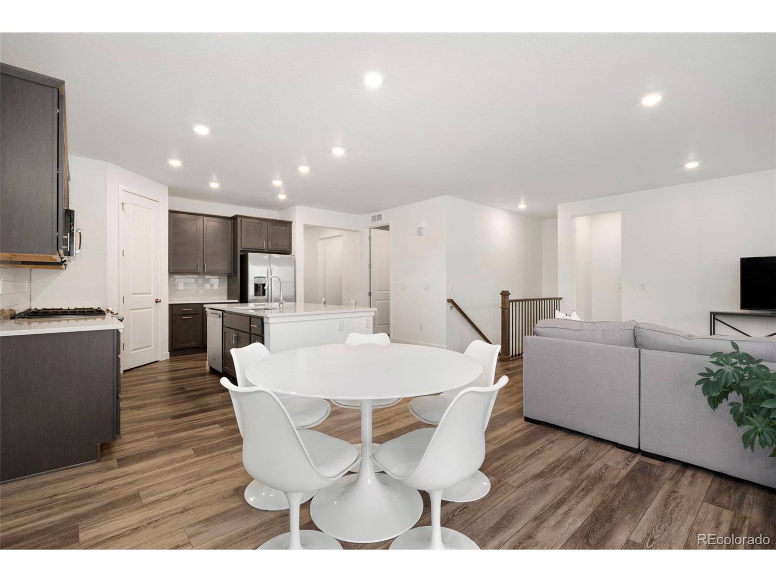 8187 Mount Kataka St