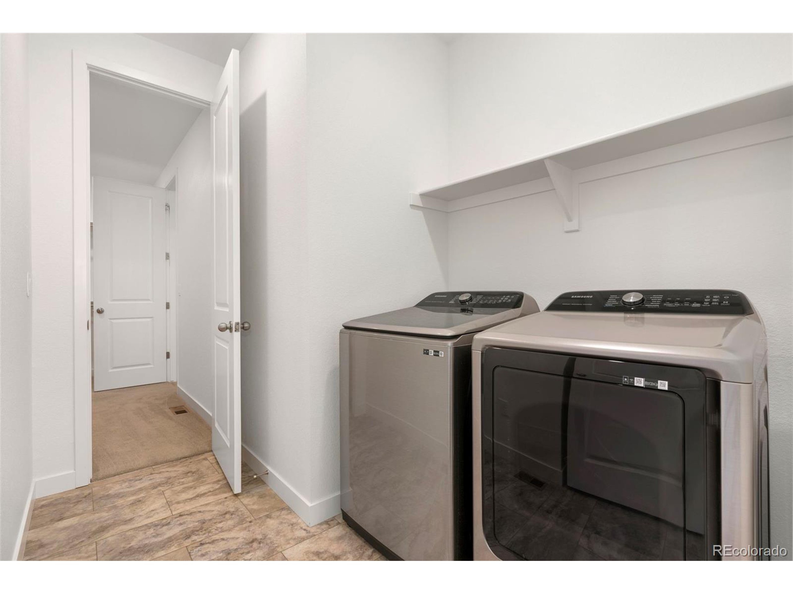 8187 Mount Kataka St