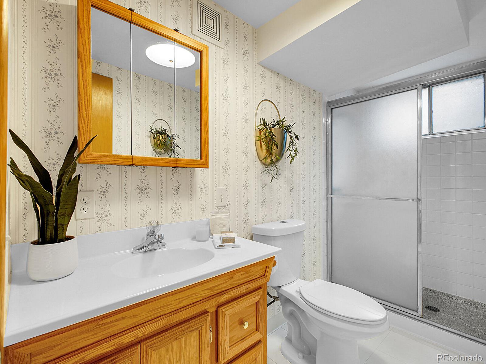 5895 W Plymouth Drive