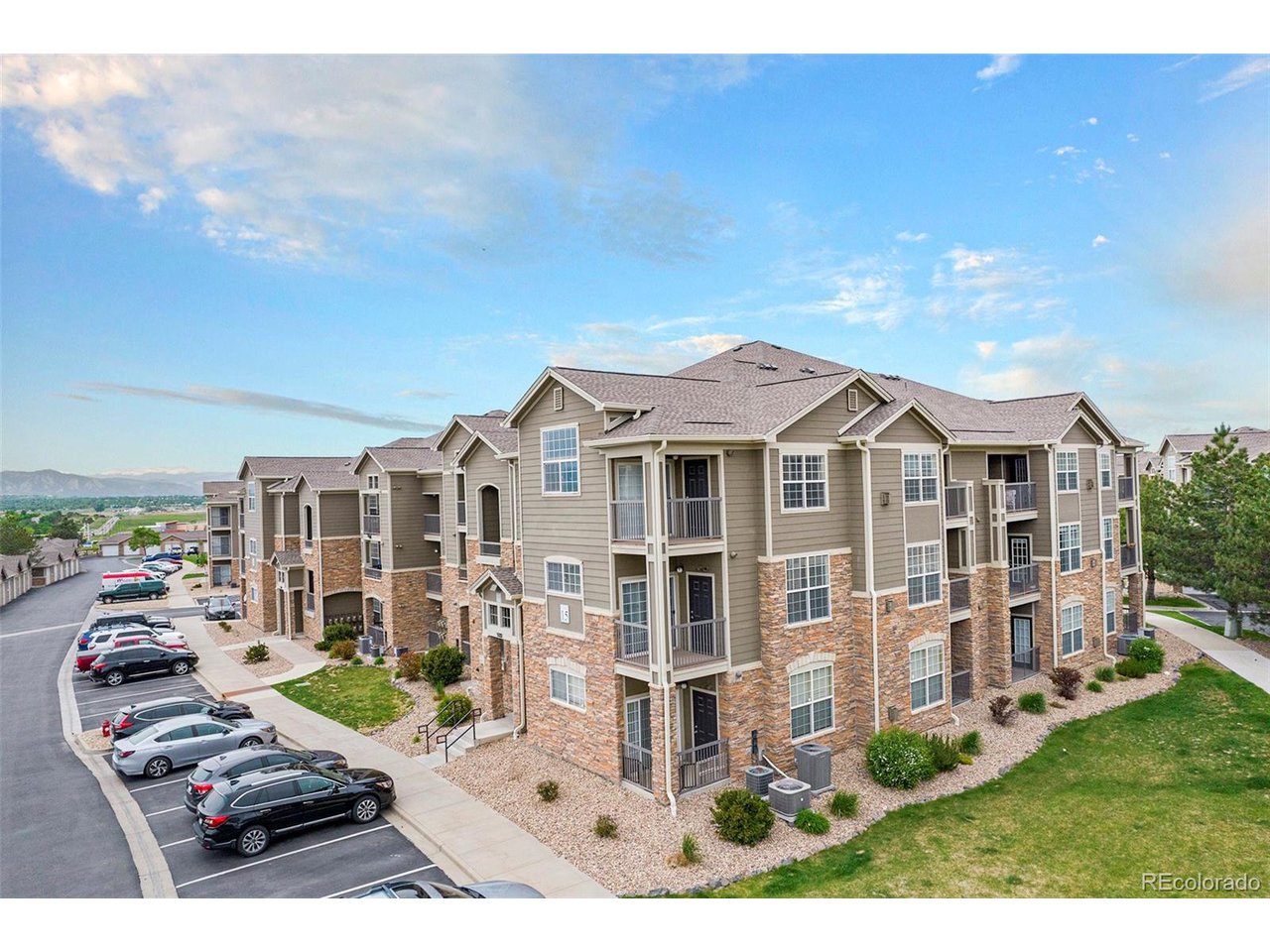 1425 Blue Sky Cir 15-15-301