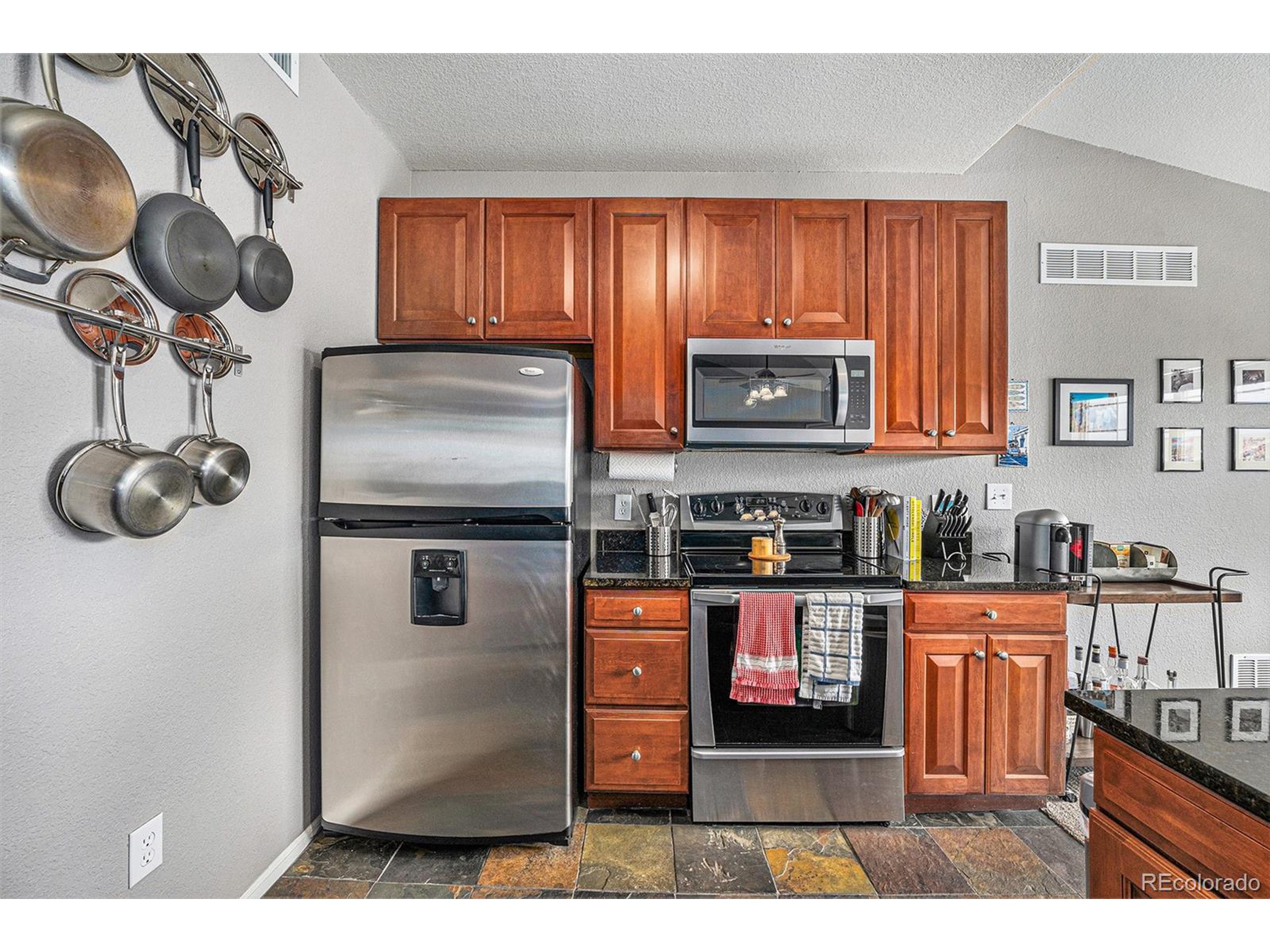 1425 Blue Sky Cir 15-15-301