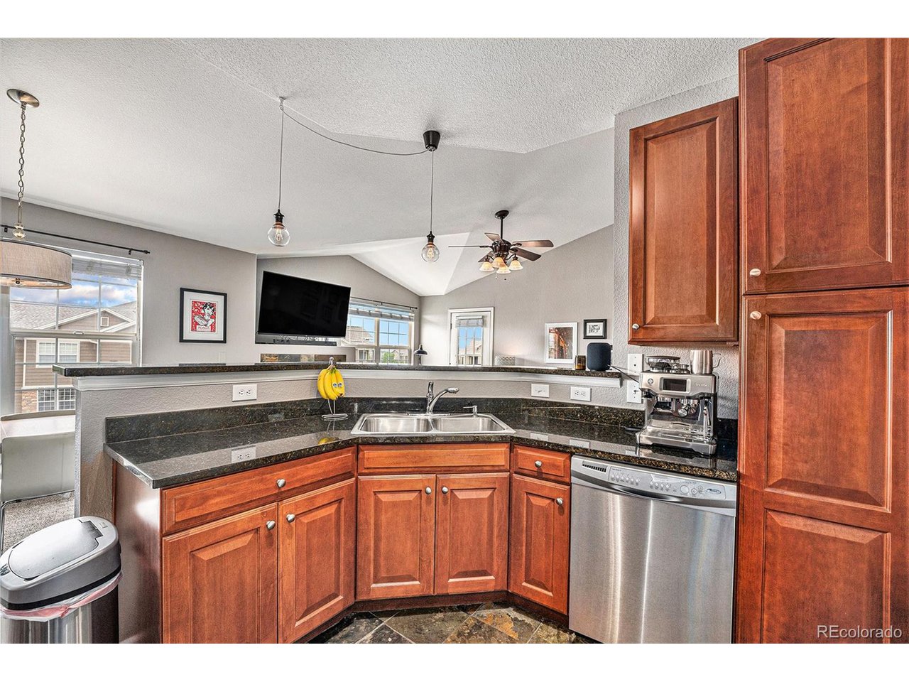 1425 Blue Sky Cir 15-15-301