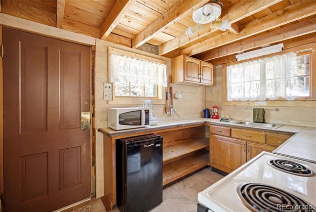 652 Payne Gulch Road