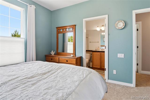 17047 W 61st Place