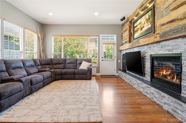 17047 W 61st Place