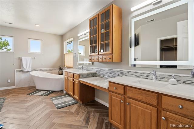 17047 W 61st Place