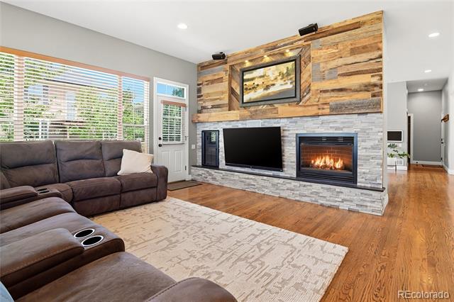 17047 W 61st Place