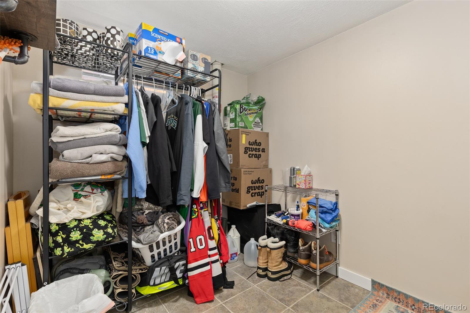 6993 W Hinsdale Drive