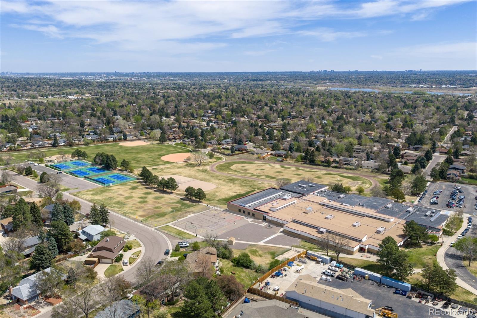 6993 W Hinsdale Drive