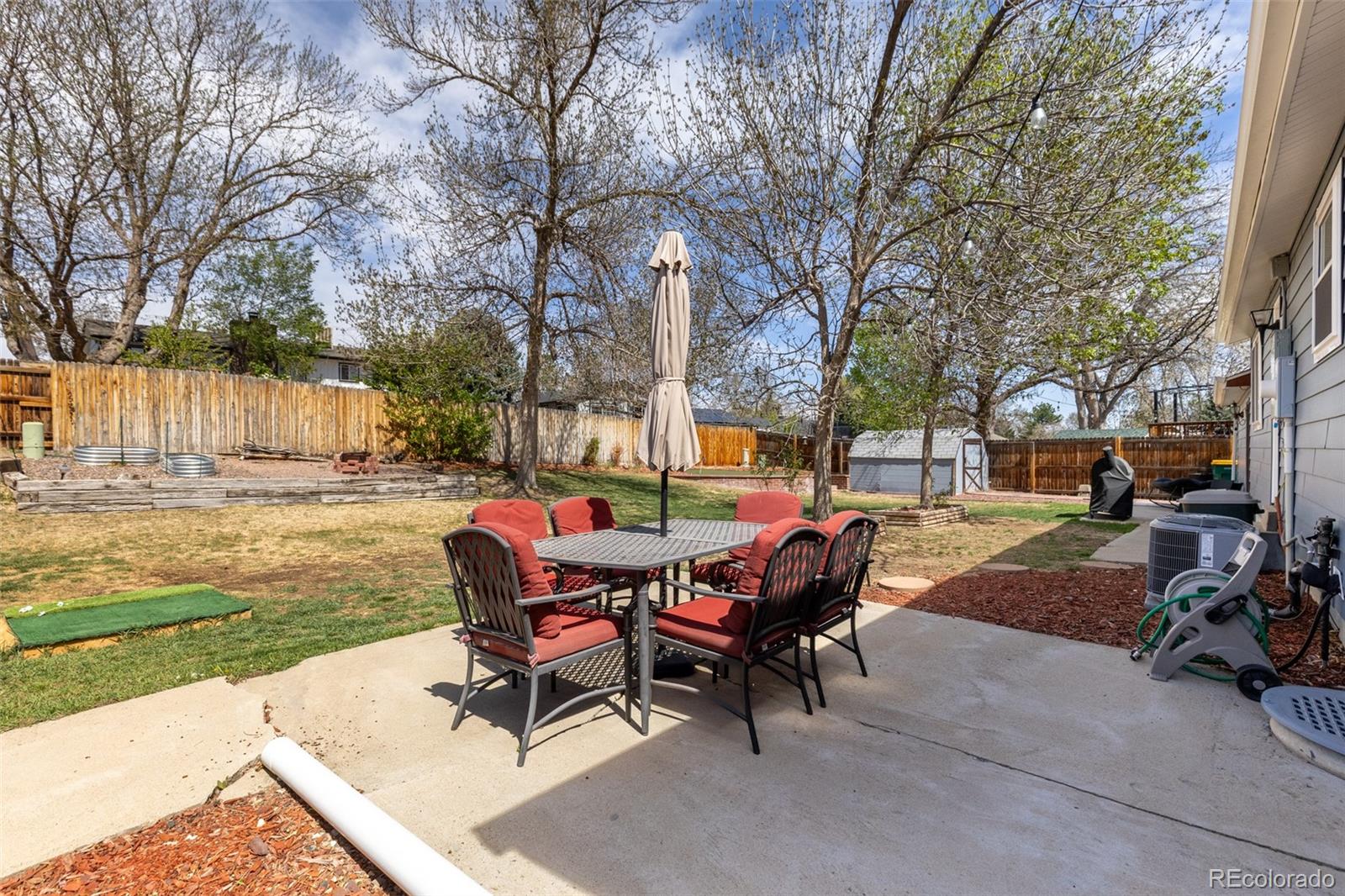 6993 W Hinsdale Drive