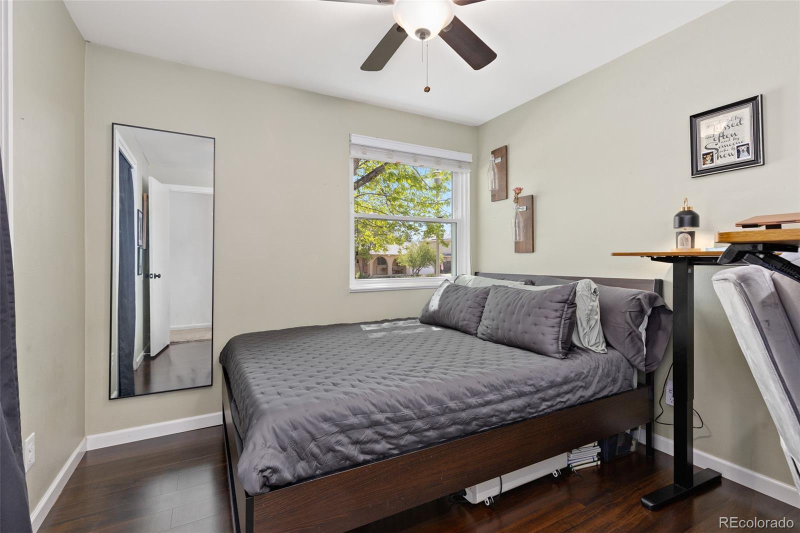 6993 W Hinsdale Drive