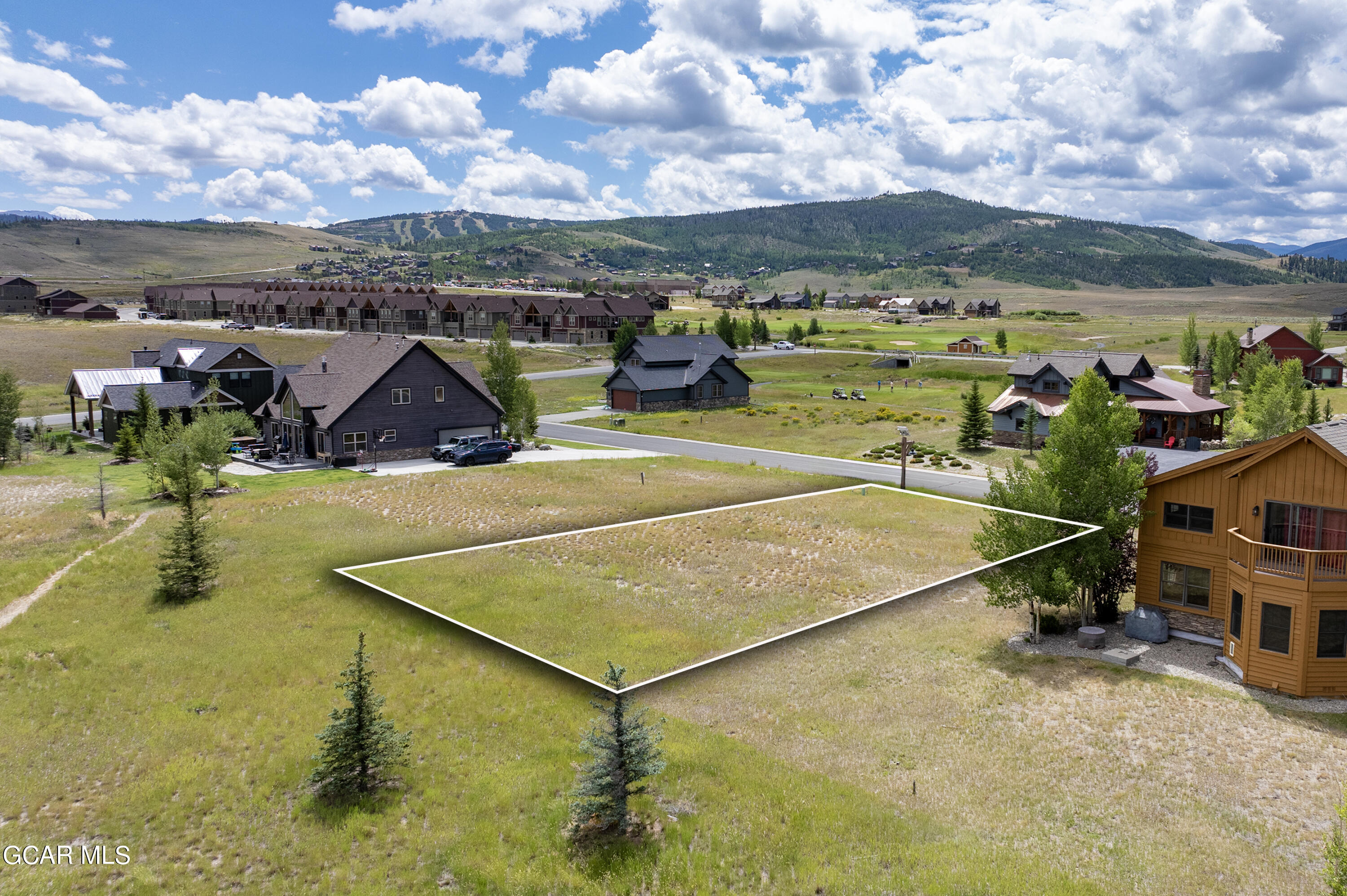 1741 MOUNTAIN SKY LANE