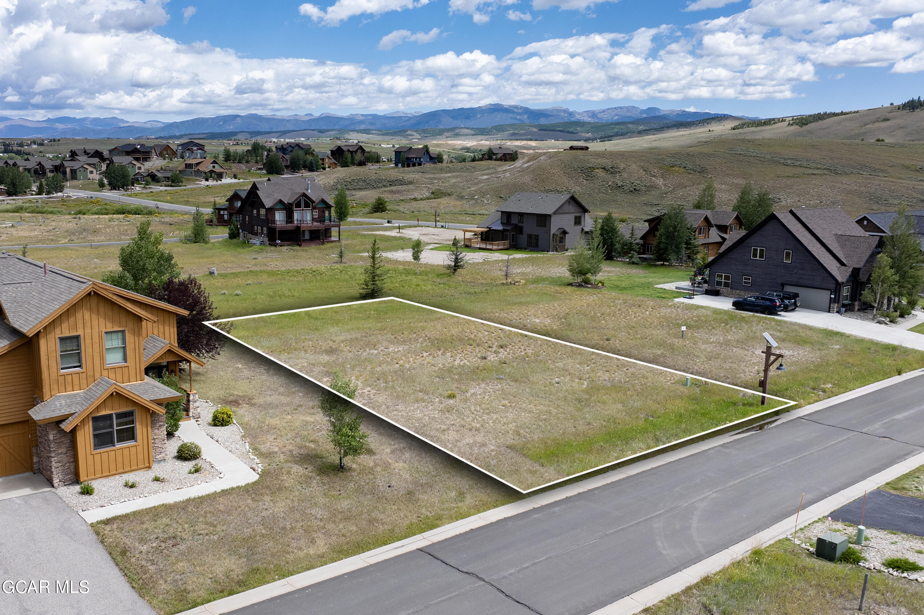 1741 MOUNTAIN SKY LANE