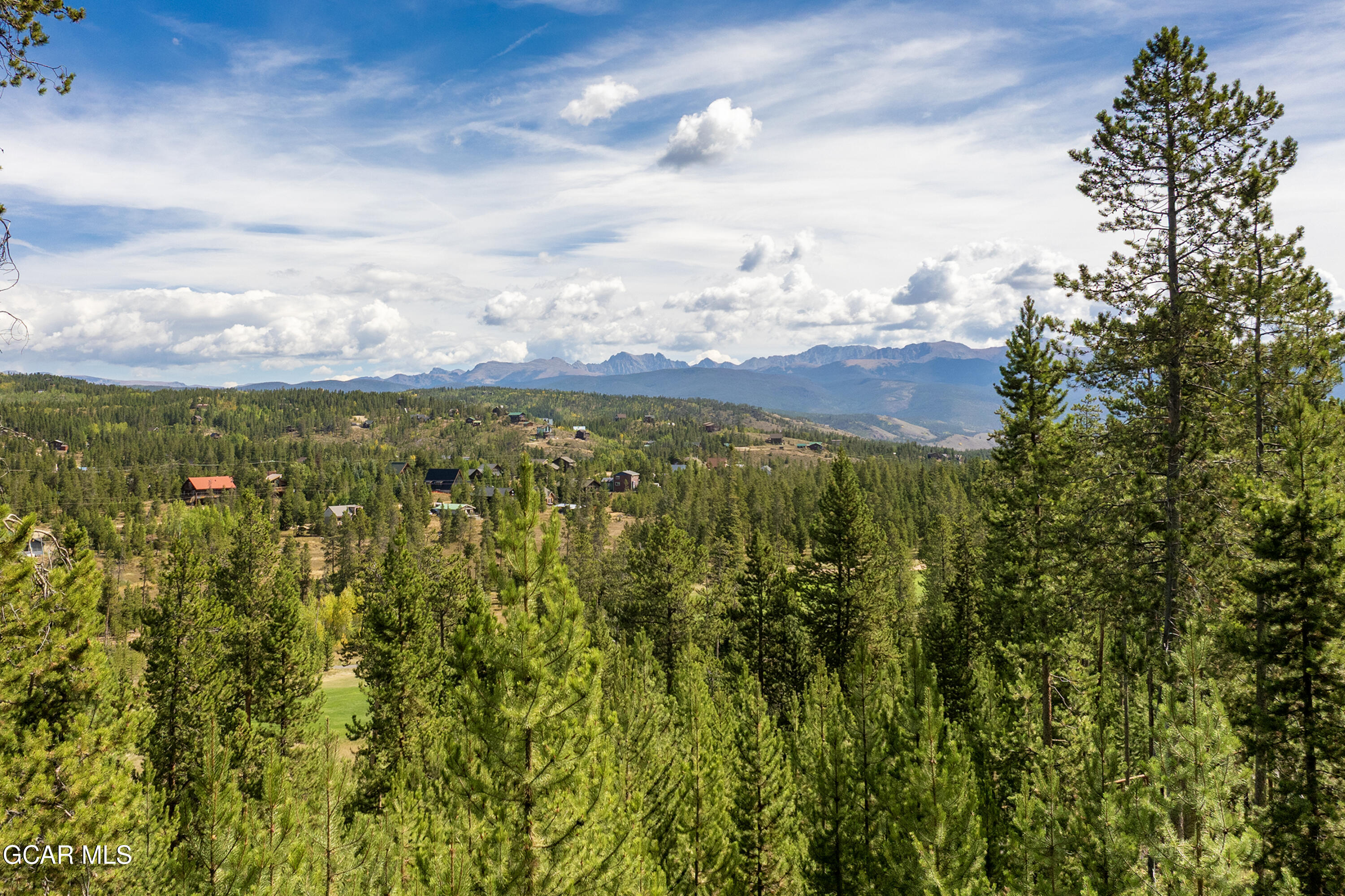 2392 GCR 511/Golf Course Circle