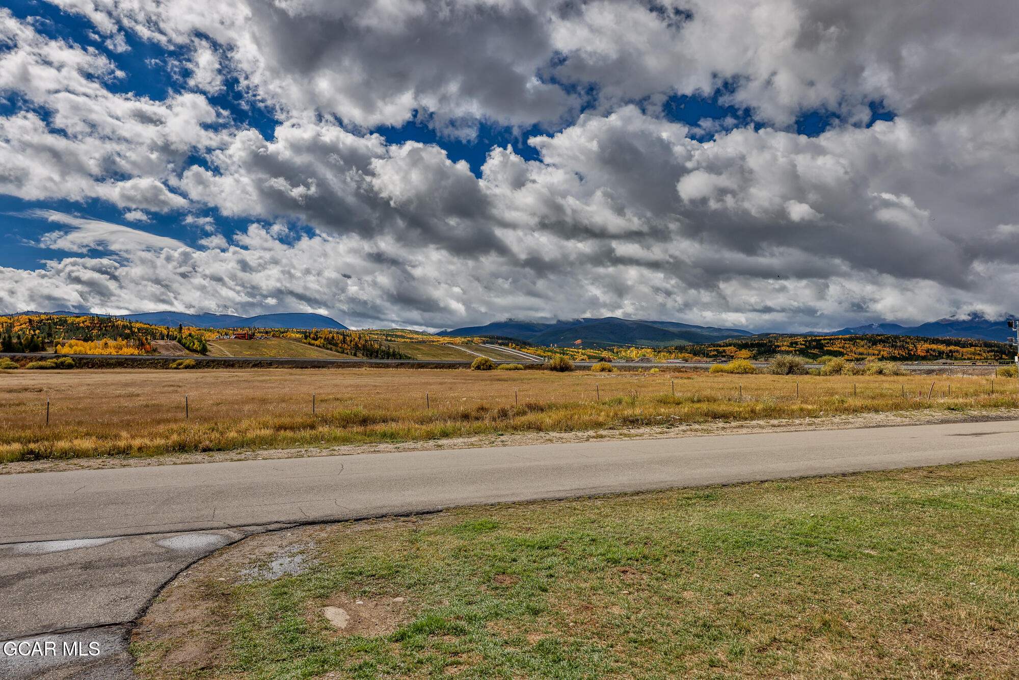 105 ELK CREEK Drive 10