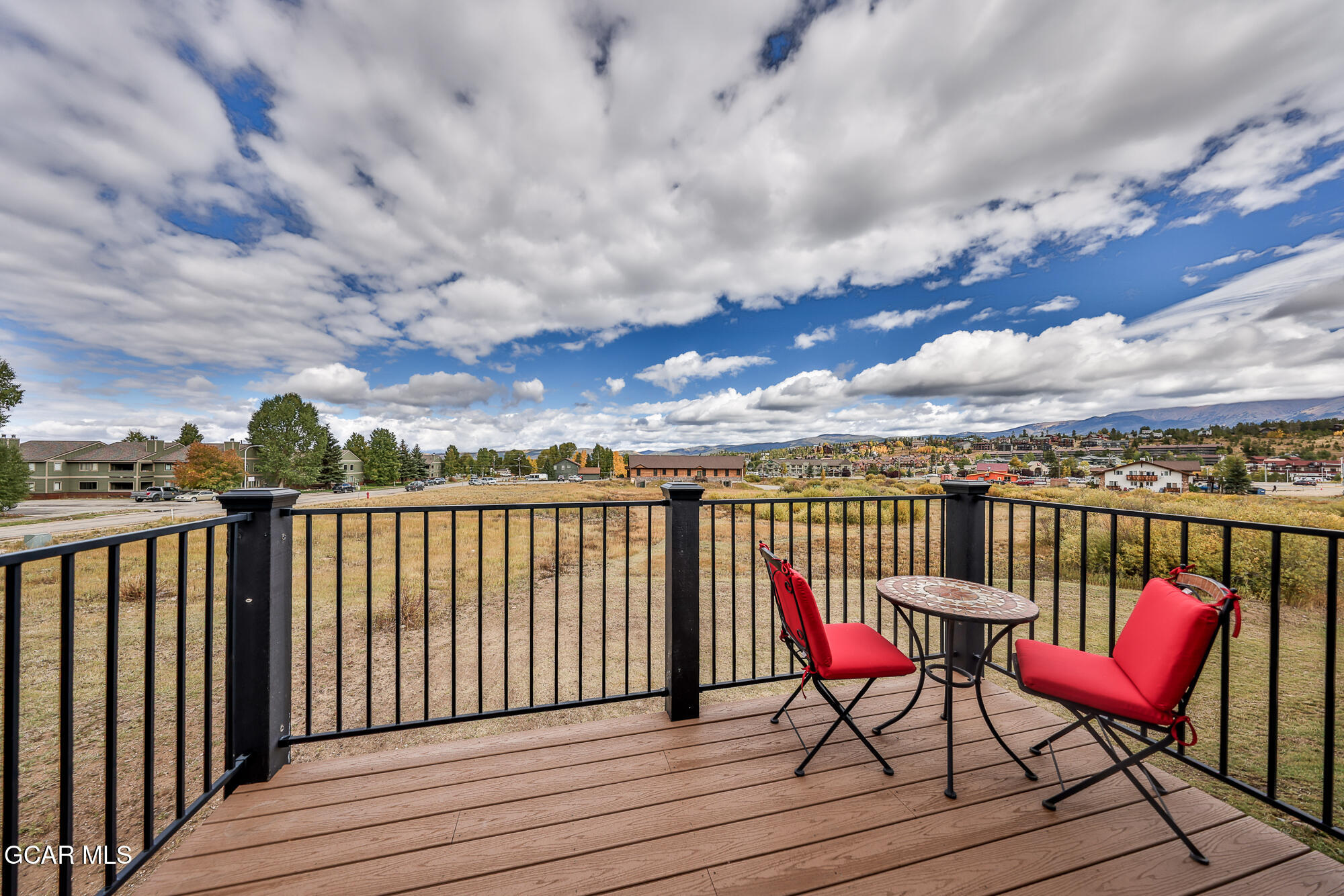 105 ELK CREEK Drive 10