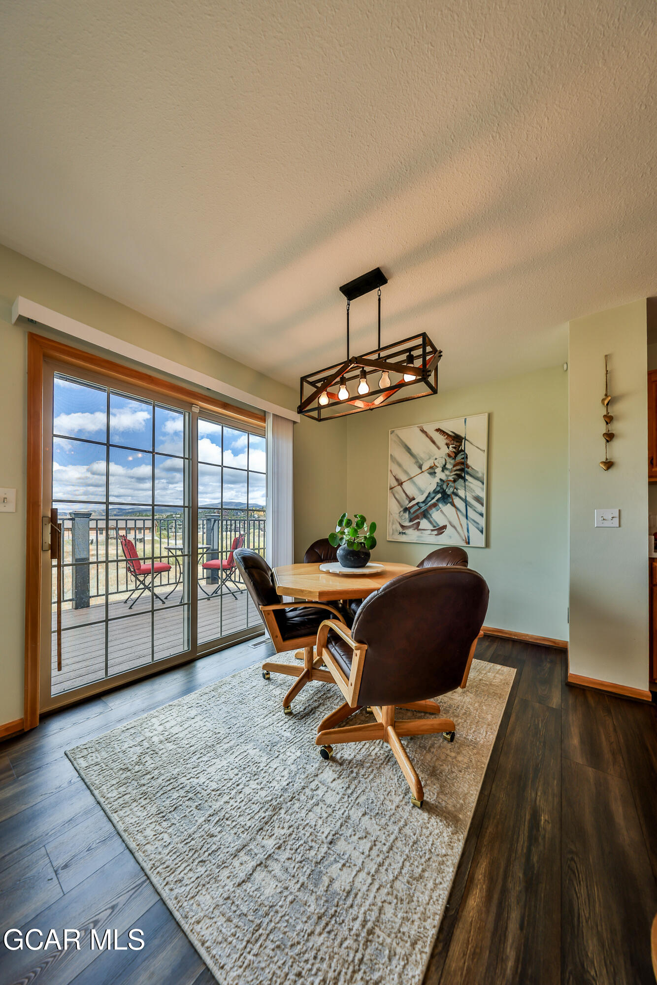 105 ELK CREEK Drive 10